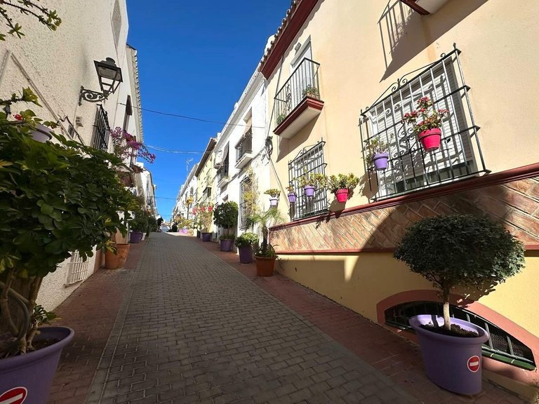 Villa for Sale in Estepona, Malaga 20