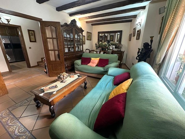 Villa for Sale in Estepona, Malaga 3