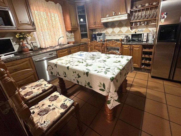 Villa for Sale in Estepona, Malaga 8