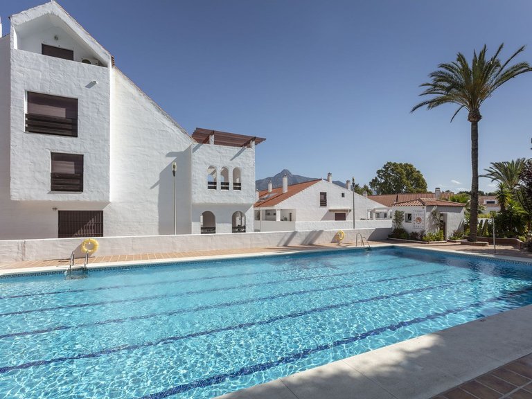Apartment for Sale in Nueva Andalucía, Malaga 3