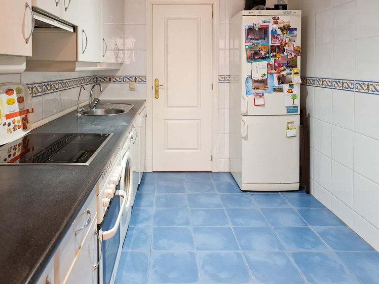 Apartment for Sale in Nueva Andalucía, Malaga 8