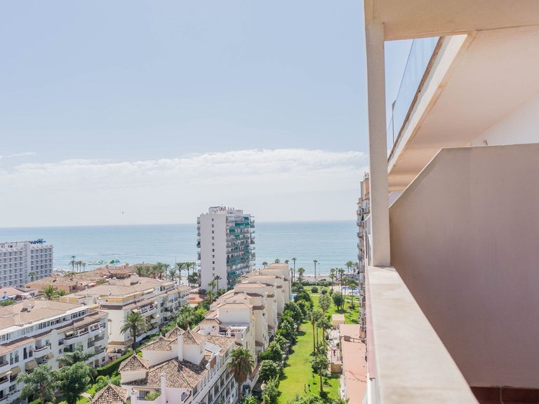 Apartment for Sale in Benalmadena, Malaga 1