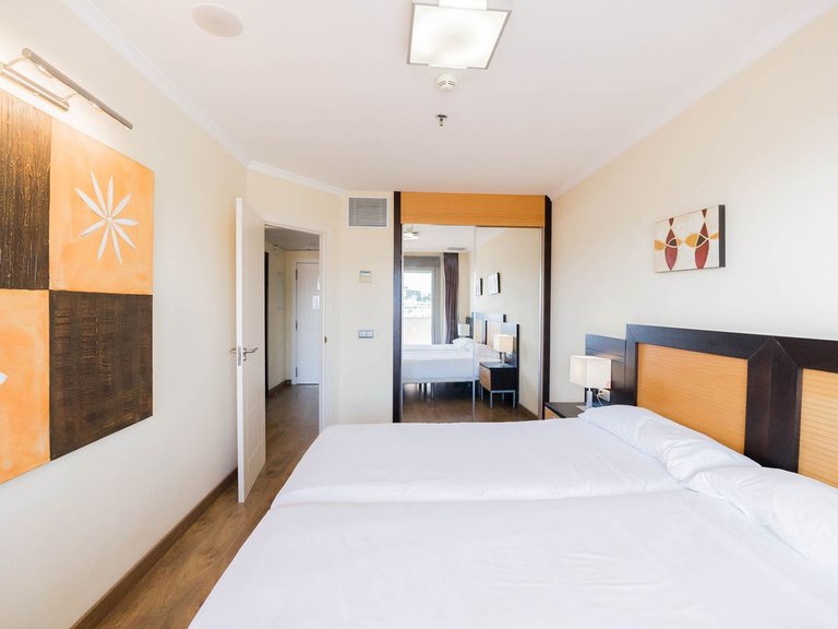 Apartment for Sale in Benalmadena, Malaga 7