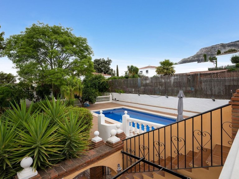 Villa for Sale in Alhaurín El Grande, Malaga 14