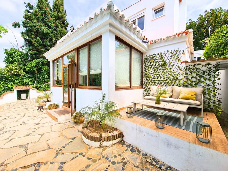 Villa for Sale in La Duquesa, Malaga 3