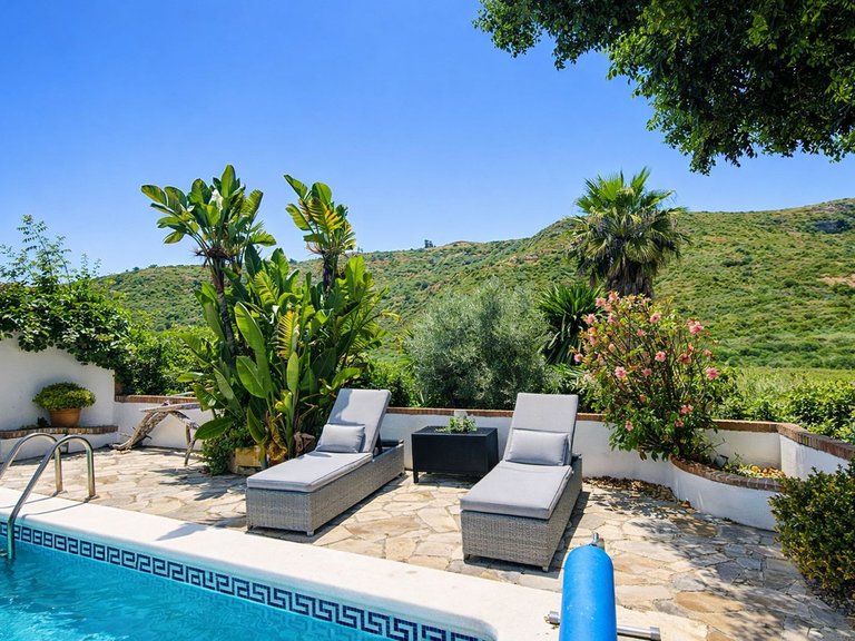 Villa for Sale in La Duquesa, Malaga 9