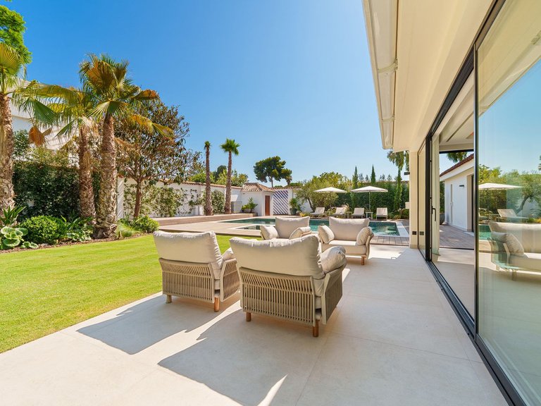 Villa for Sale in Puerto Banus, Malaga 19