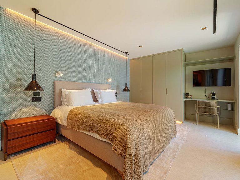Villa for Sale in Puerto Banus, Malaga 42