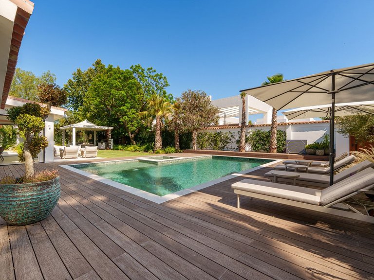Villa for Sale in Puerto Banus, Malaga 5