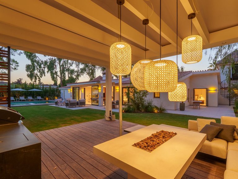 Villa for Sale in Puerto Banus, Malaga 50