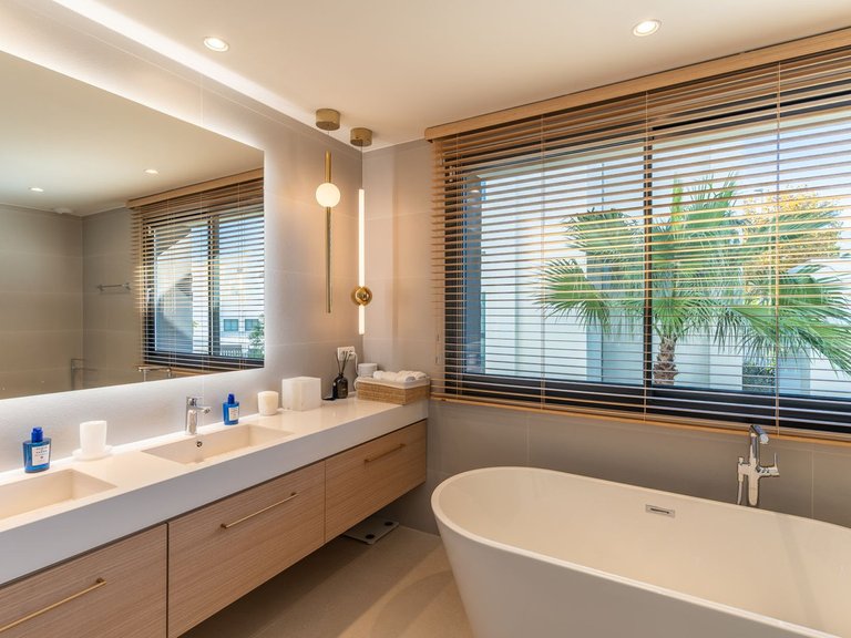 Villa for Sale in Santa Clara, Malaga 28