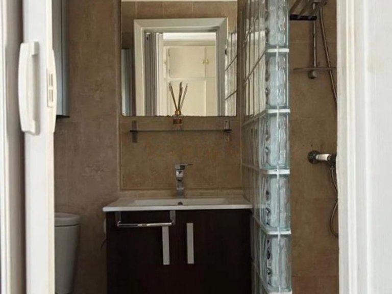 Apartment for Sale in Nueva Andalucía, Malaga 20