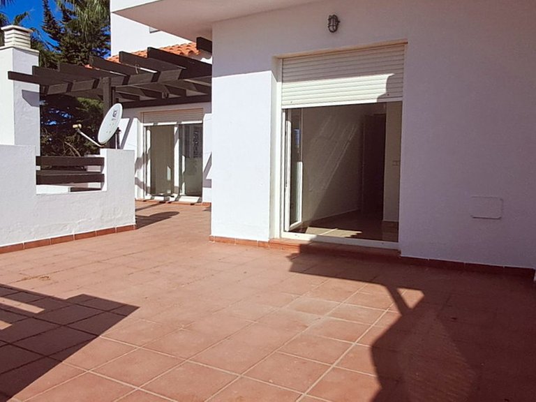 Apartment for Sale in La Duquesa, Malaga 3