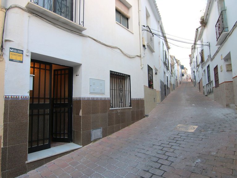 Villa for Sale in Coín, Malaga 13