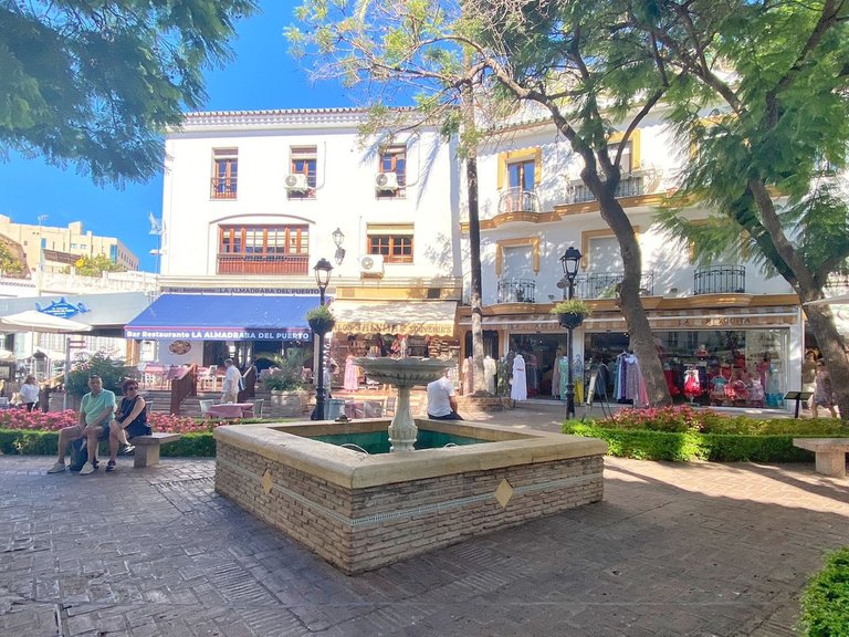 Apartment for Sale in Marbella, Malaga 40
