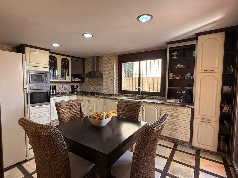 Villa for Sale in Torremolinos, Malaga 6