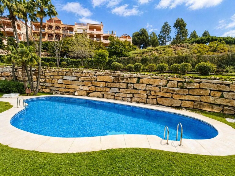 Apartment for Sale in Torrequebrada, Malaga 42