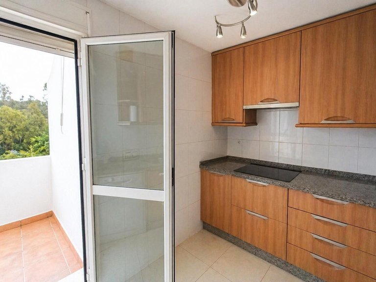 Apartment for Sale in Torrequebrada, Malaga 8