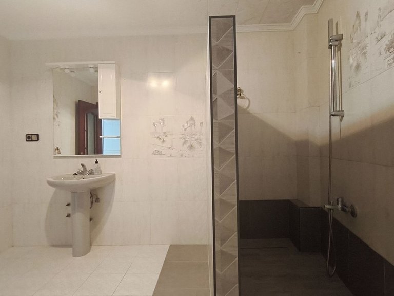 Villa for Sale in Alhaurín El Grande, Malaga 15