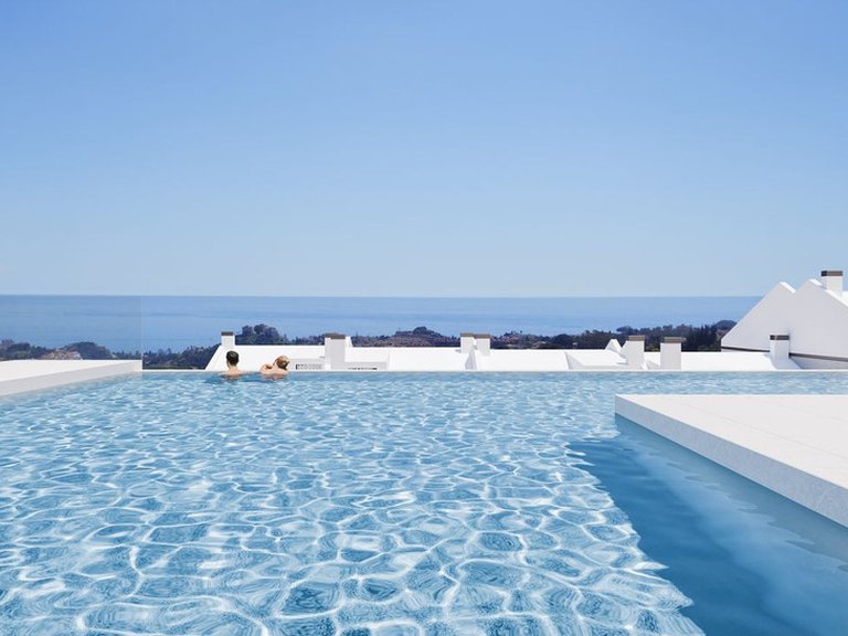Apartment for Sale in Benalmadena Costa, Malaga 2