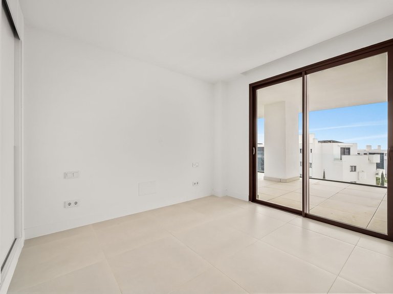 Apartment for Sale in Fuengirola, Malaga 12