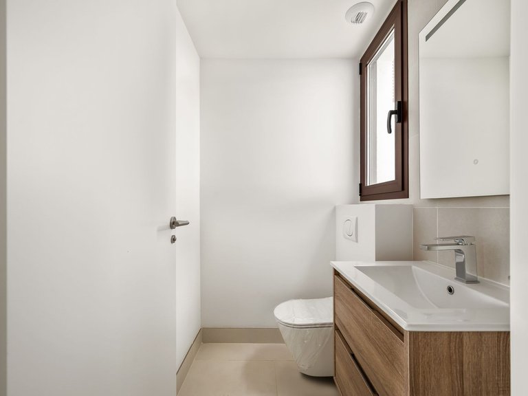 Apartment for Sale in Fuengirola, Malaga 15