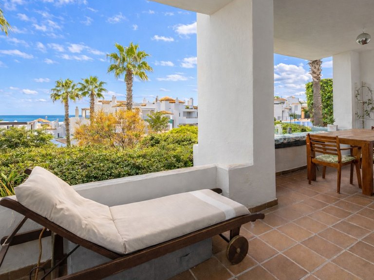 Apartment for Sale in La Alcaidesa, Cadiz 1
