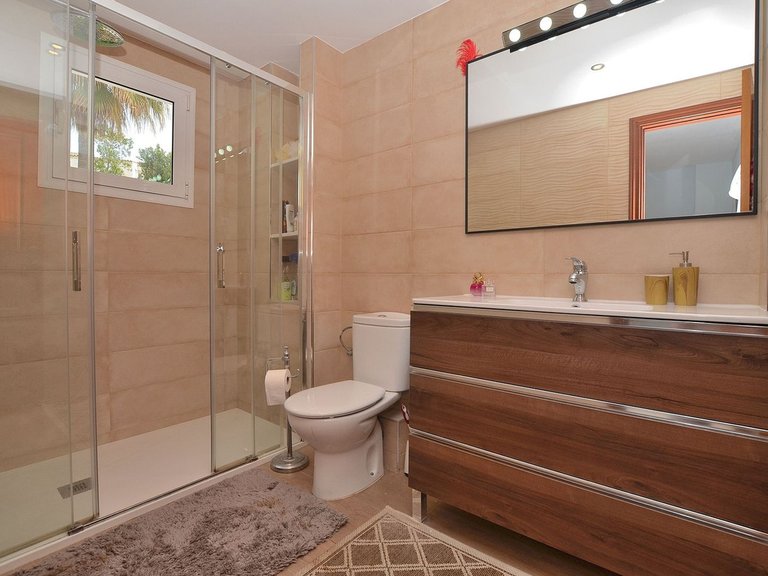 Town House for Sale in Benalmadena Costa, Malaga 22