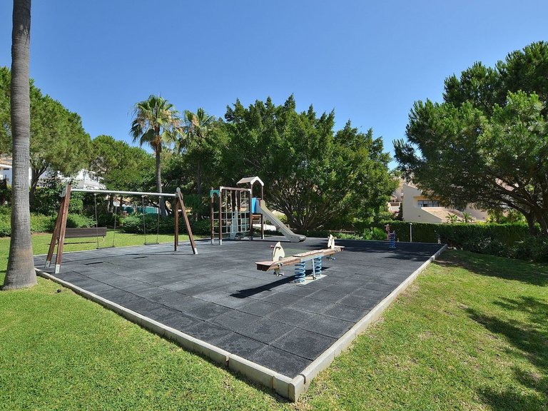 Town House for Sale in Benalmadena Costa, Malaga 45