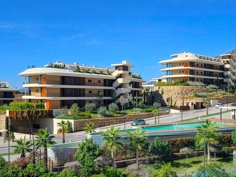 Apartment for Sale in Higueron, Malaga 1