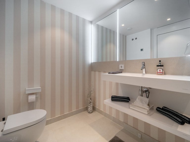 Apartment for Sale in Fuengirola, Malaga 32