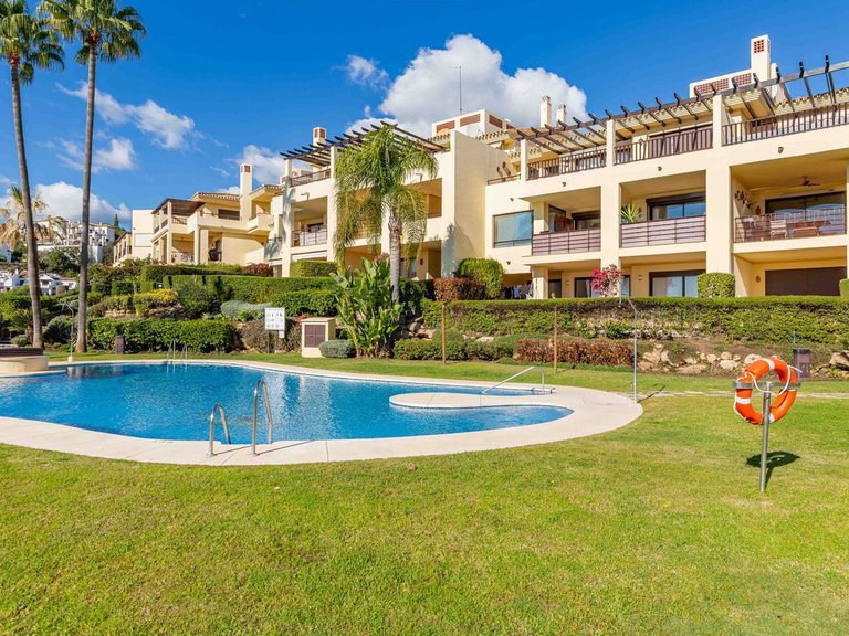 Apartment for Sale in Los Arqueros, Malaga 2
