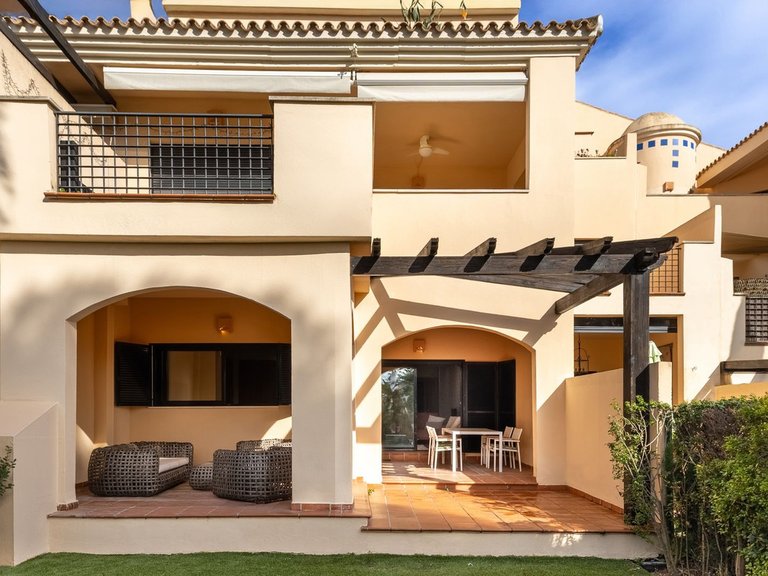 Apartment for Sale in Puerto Banús, Malaga 1