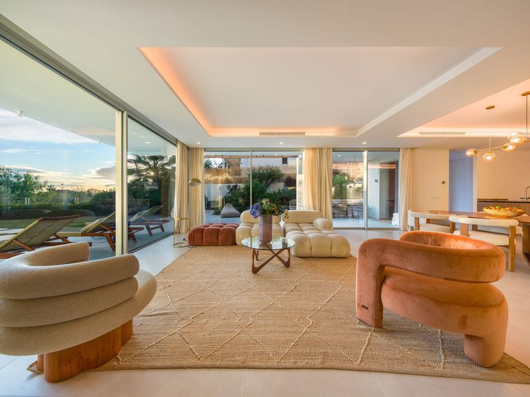 Villa for Sale in Elviria, Malaga 14