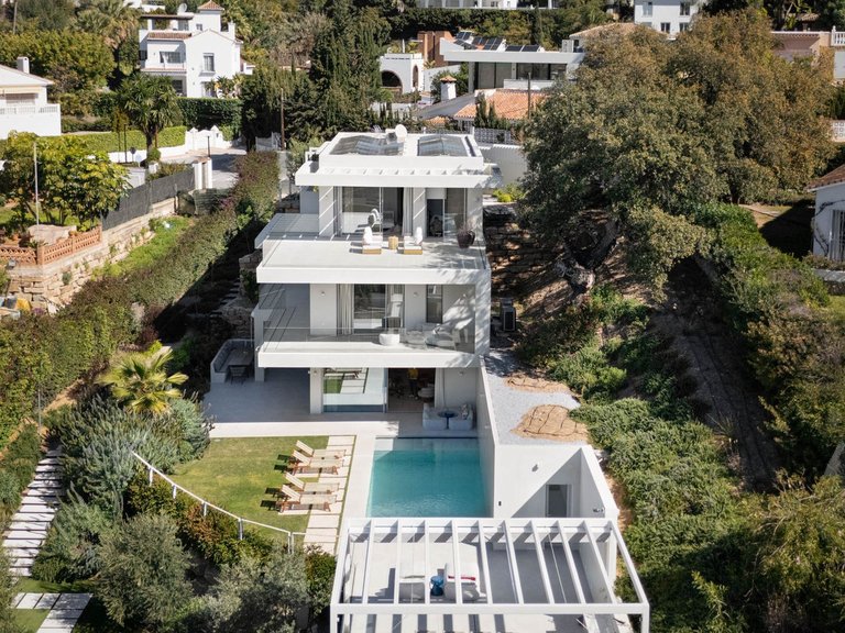 Villa for Sale in Elviria, Malaga 8