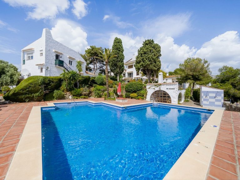 Apartment for Sale in Benalmadena Costa, Malaga 1