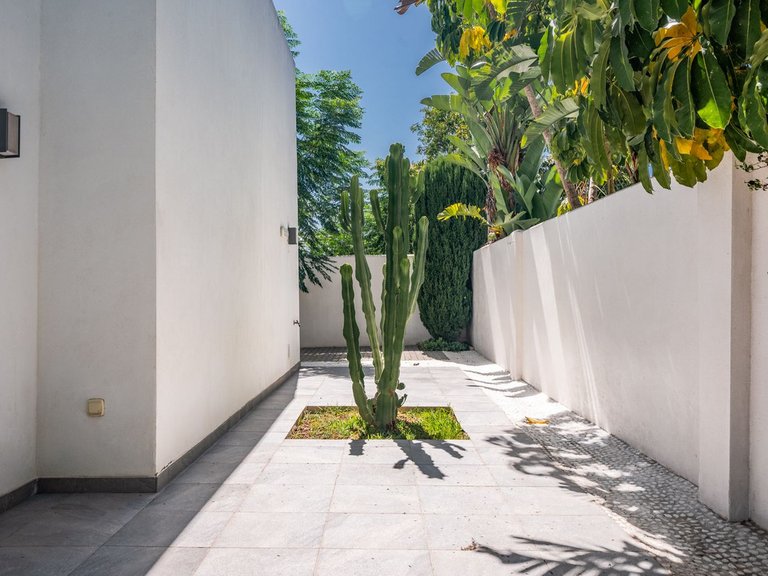 Villa for Sale in Marbella, Malaga 14