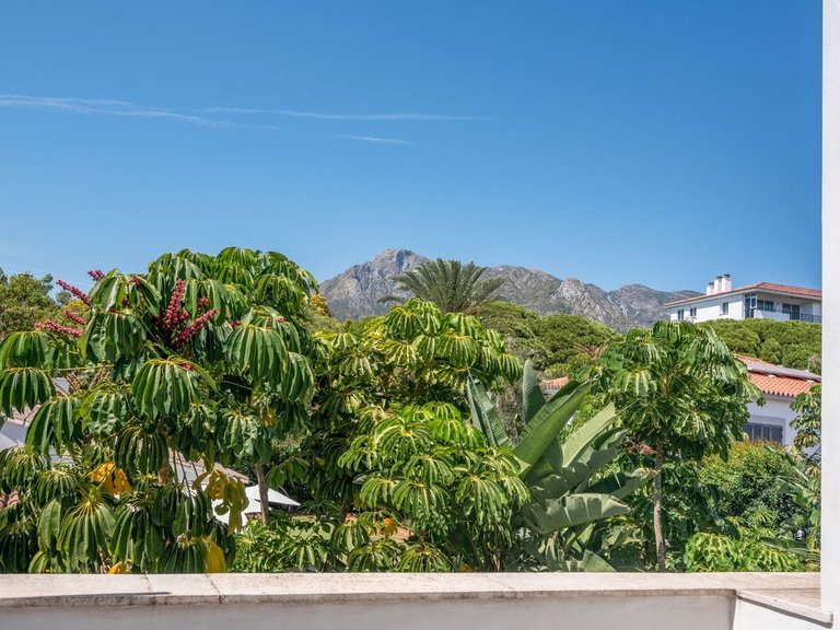 Villa for Sale in Marbella, Malaga 7