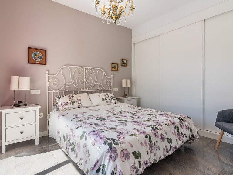 Villa for Sale in Marbella, Malaga 9