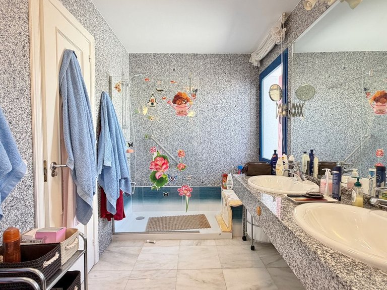 Apartment for Sale in Marbella, Malaga 22