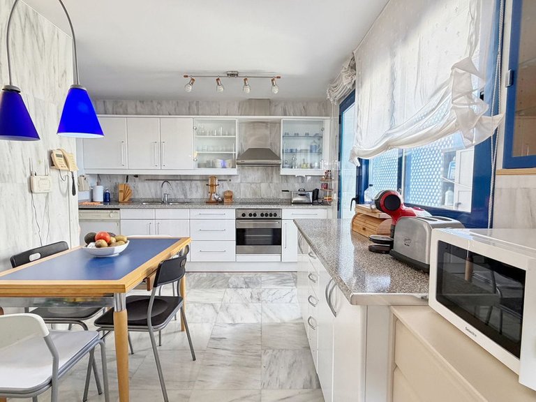Apartment for Sale in Marbella, Malaga 24