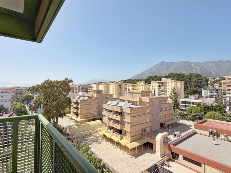 Apartment for Sale in Marbella, Malaga 31