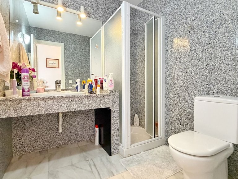 Apartment for Sale in Marbella, Malaga 43