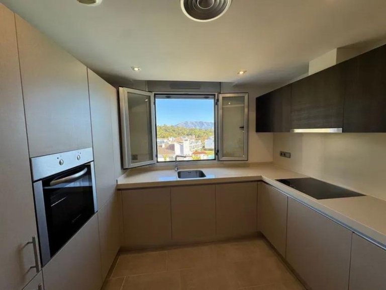 Apartment for Sale in Ojén, Malaga 11