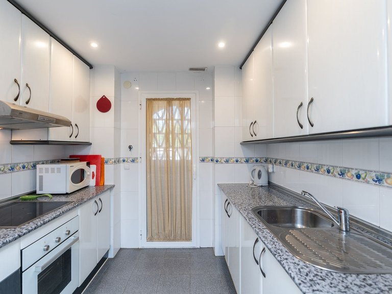 Apartment for Sale in Marbella, Malaga 15