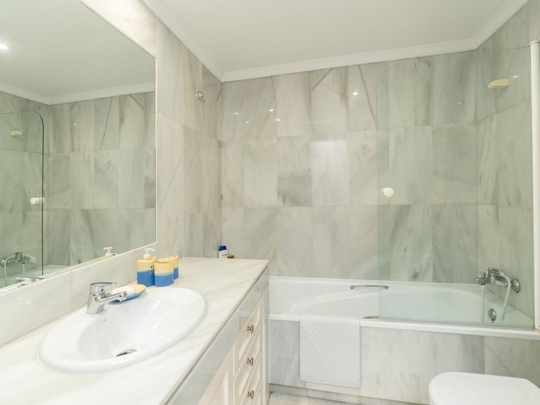 Apartment for Sale in Marbella, Malaga 22