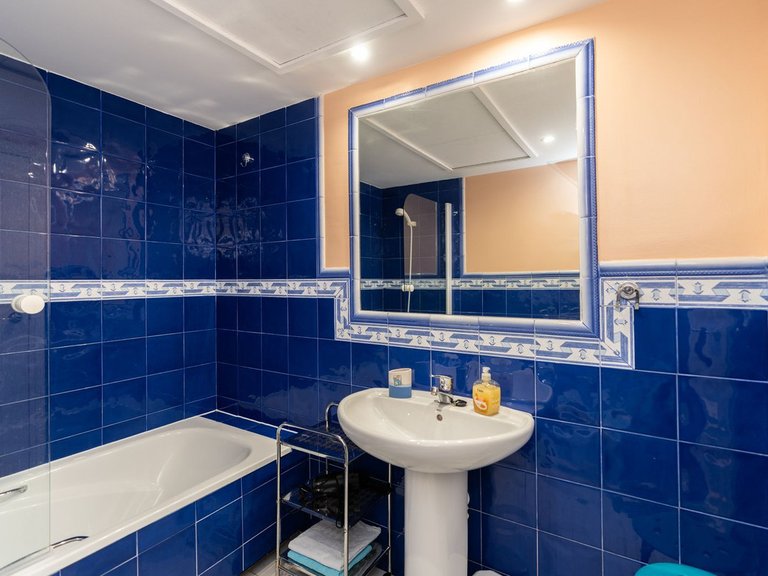 Apartment for Sale in Marbella, Malaga 23