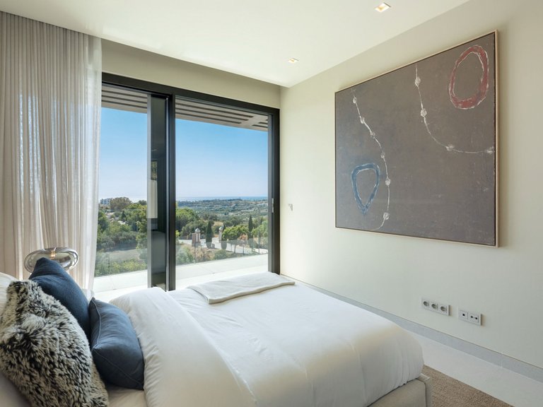 Villa for Sale in Los Flamingos, Malaga 22