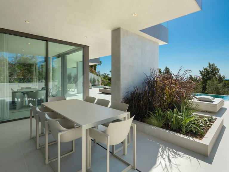 Villa for Sale in Los Flamingos, Malaga 6