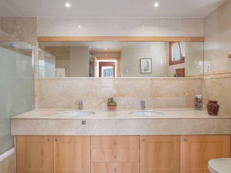 Apartment for Sale in Altos De Los Monteros, Malaga 14